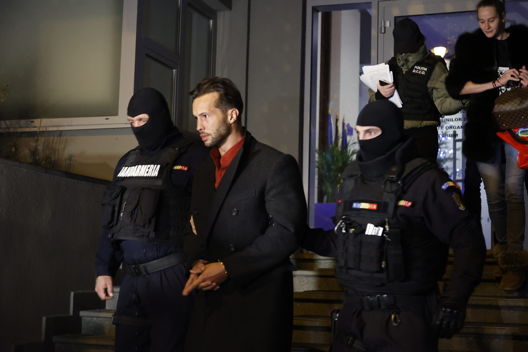 Andrew și Tristan Tate au fost arestați pentru viol și trafic de persoane (Sursă: Cancan.ro)