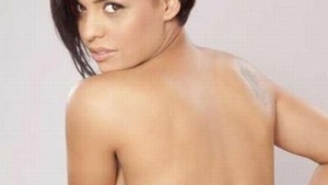 Fosta iubita a lui Bendeac s-a dezbracat de tot! Andreea Popescu, goala pusca in asternuturi! Imaginea a facut furori pe internet