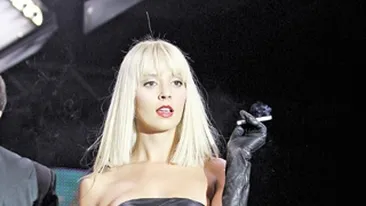 Diana Dumitrescu are probleme de dependenta! In a treia zi imi venea sa imi smulg fir cu fir parul din cap!- Vezi din ce cauza a ajuns la manifestari extreme