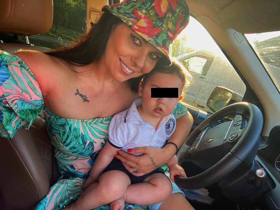 Raluca Macovei a născut în secret