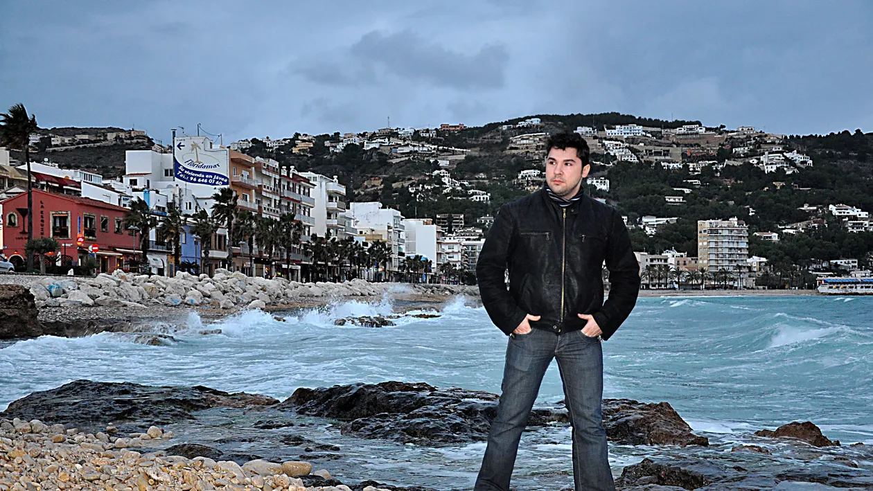 Ingerasul Loredanei intra in reparatii capitale: se lasa de fumat, isi albeste dintii si se pune pe slabit. Vezi aici motivul!