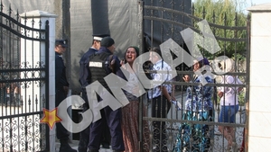"Palatul Justitiei" din Strehaia, golit de executori din beci pana la etajul trei!