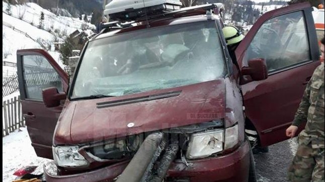 Incredibil! Au scăpat cu viaţă din microbuzul străpuns de la un capăt la altul de un parapet, în Ajunul Crăciunului

