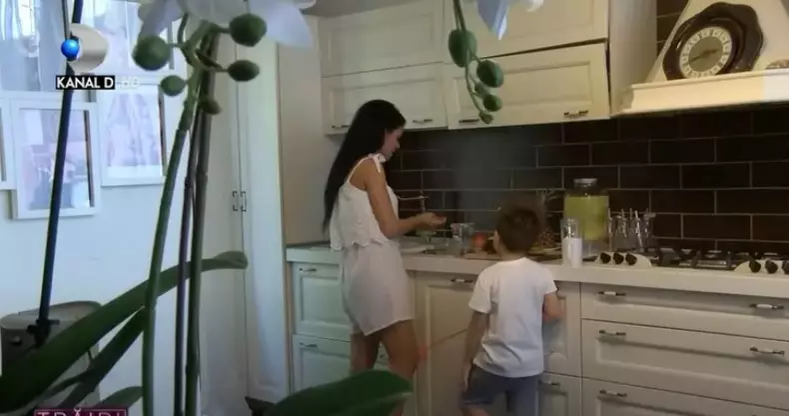 Cum arată casa de lux a Andreei Mantea. Prezentatoarea de la Kanal D și-a decorat singură locuința!