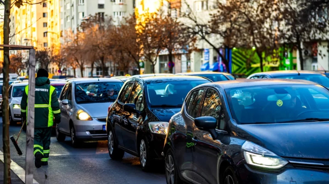 Atenție, șoferi! Restricții de circulație pe Autostrada Soarelui și Valea Oltului, în perioada sărbătorilor pascale