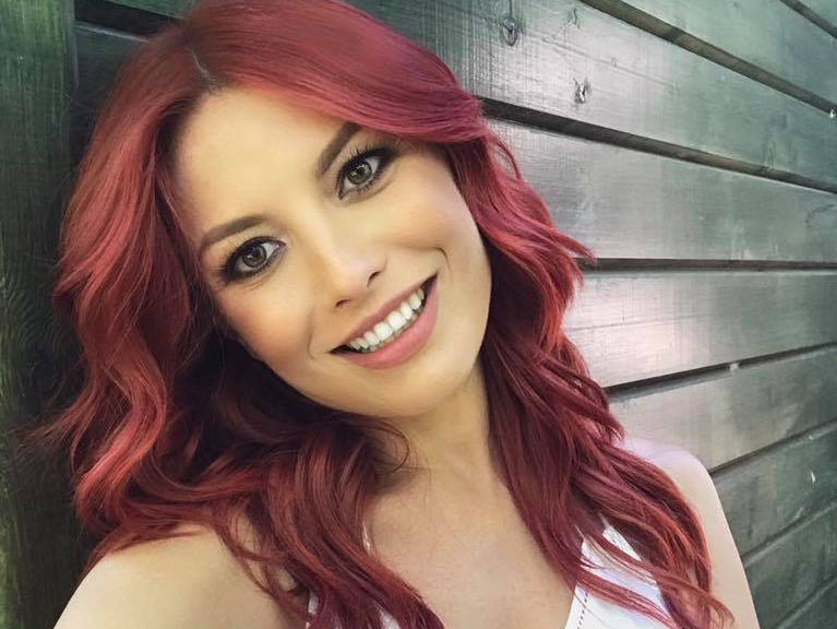 Însărcinată în ultimul trimestru, Elena Gheorghe a făcut marele anunţ în privinţa venirii pe lume a fetiţei. „Medicul mi-a spus…”