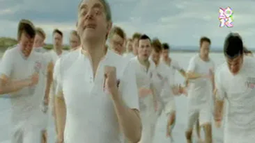 VIDEO Moment inedit cu Mr. Bean la JO 2012! Uite-l cum alearga si triseaza sa ajunga primul la final si cum canta alaturi de Orchestra Simfonica a Londrei!