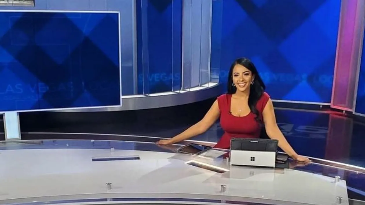 O celebră prezentatoare TV a fost găsită de polițiști beată și goală pușcă la volan!