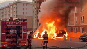 Incendiu major în complexul rezidențial Cosmopolis! Panică generală printre miile de locuitori