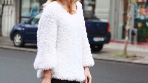 Dana Rogoz, o fashionistă adevărată! Uite ce stil a adoptat şi recomandă pentru ziua de astăzi!