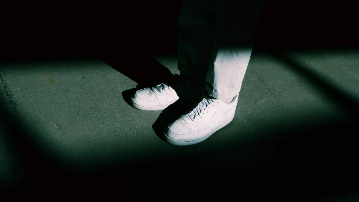 (P) Tehnologie și confort: ce stă în spatele unor adidasi perfecți pentru ritmul zilnic