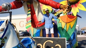 Doctorii l-au avertizat, dar el isi face de cap! Ce a facut Botezatu cu cateva minute inainte de startul carnavalului din Mamaia