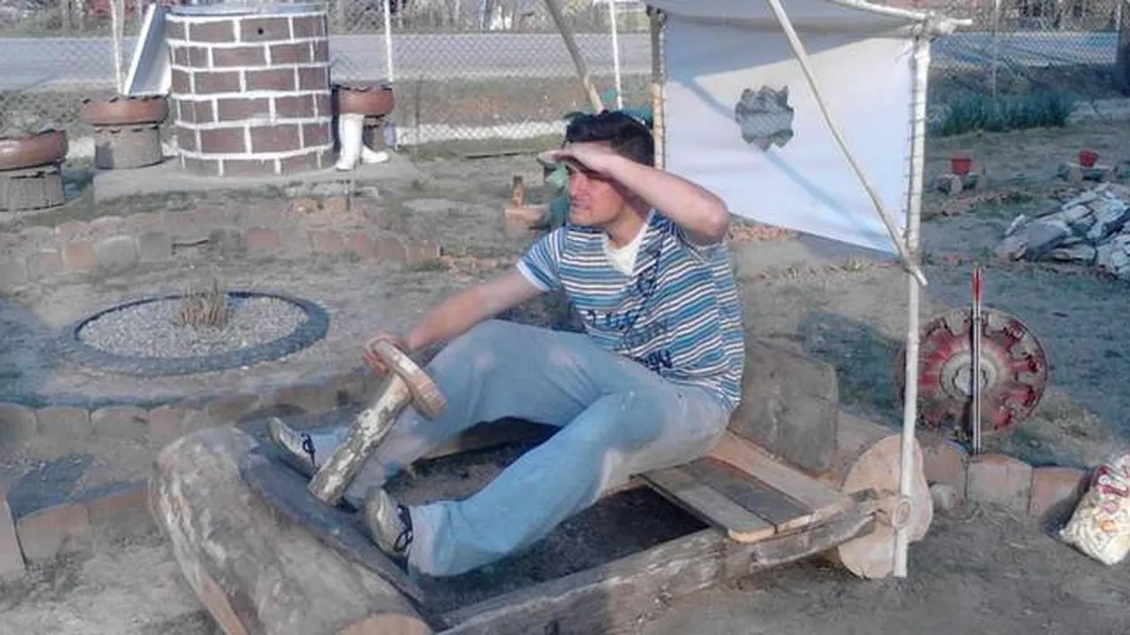 Fred Flinstone de Romania! Stefan Munteanu a construit de le zero masina celebrului personaj de desene animate!