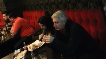 Studenta l-a inrobit! Veteranul Teava, din ce in ce mai “legat” de copila care i-a pus lesa in urma cu un an si jumatate!