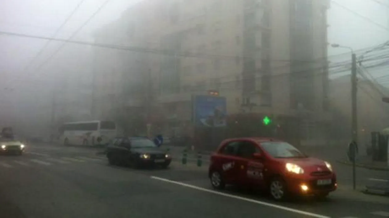 Cod galben de ceata in Bucuresti si 18 judete! Circulatia este ingreunata pe mai multe drumuri judetene