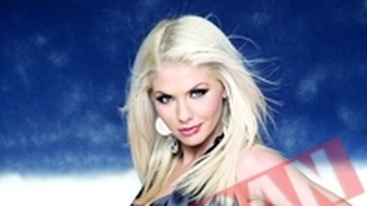 Adina de la Heaven a investit 150.000 euro intr-un teren