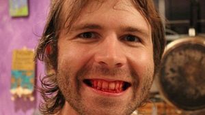 Ti se intoarce stomacul pe dos! Ce mananca acest barbat! "Dupa ce i-am simtit prima data gustul, nu m-am mai putut opri!"