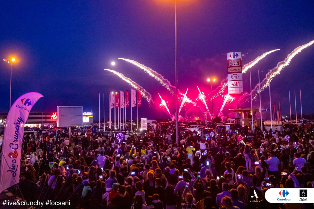 Andra Măruță, scene uluitoare în timpul concertului din Focșani! Ce i-au făcut cei din primul rând
