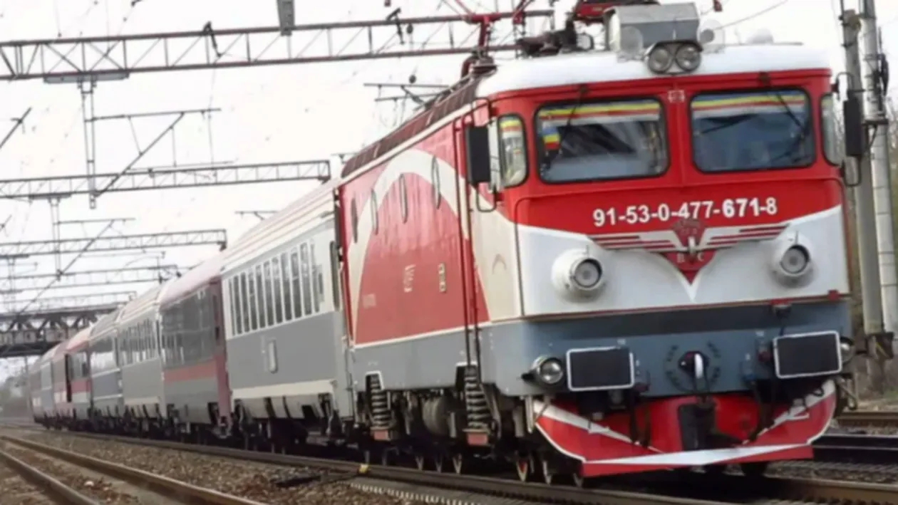 Patru trenuri, blocate în Brașov! O importantă magistrală, suspendată!