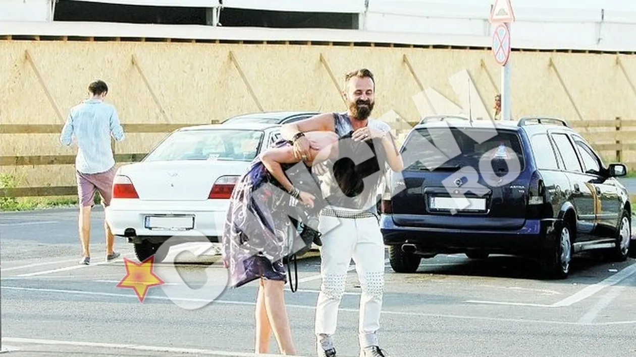 Dimineatape racoare, nebunie in parcare. Designerul Piticot si-a fortat iubita la o scena perversa