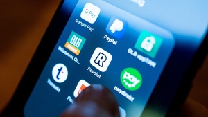 Clienții Revolut pot rămâne fără cont și bani! Este oficial: autoritățile au pus piciorul în prag