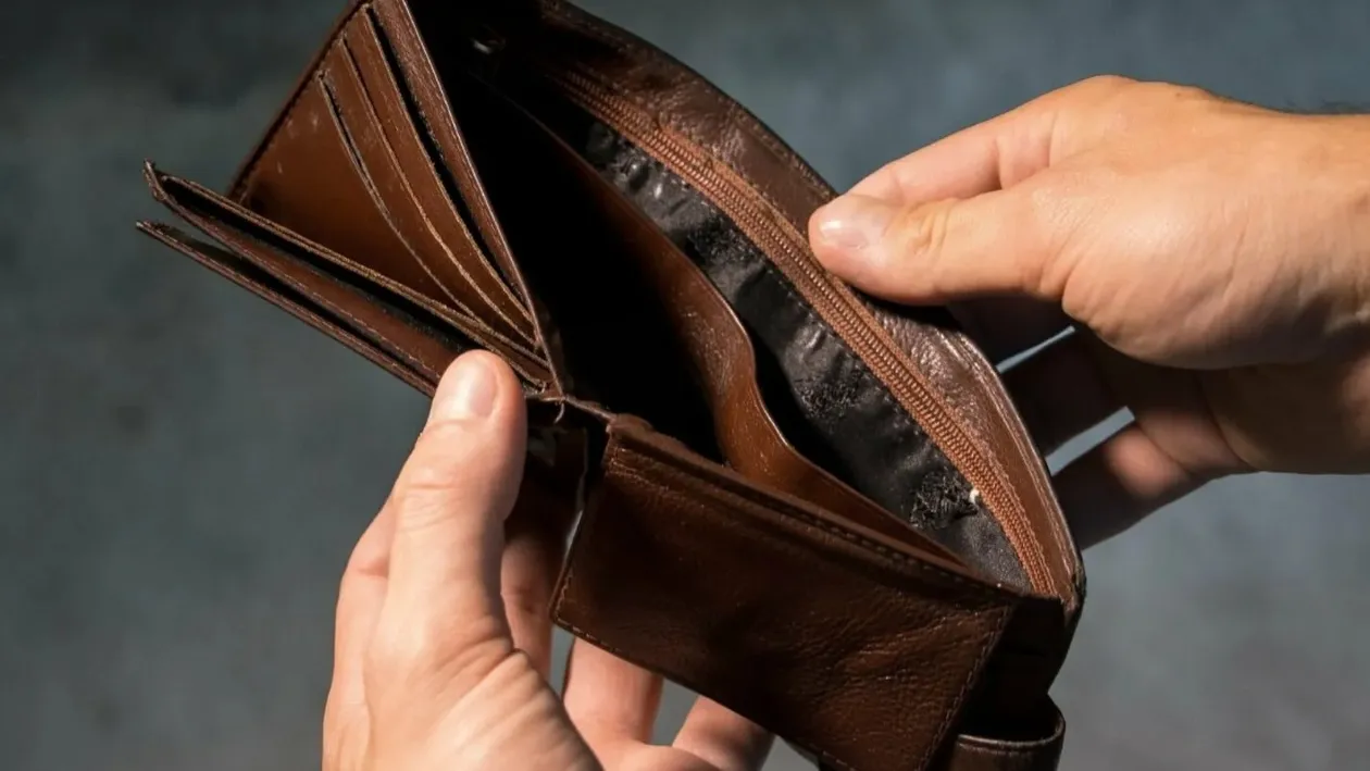 Prăpăd financiar în România! Fitch, anunț de ULTIMĂ ORĂ