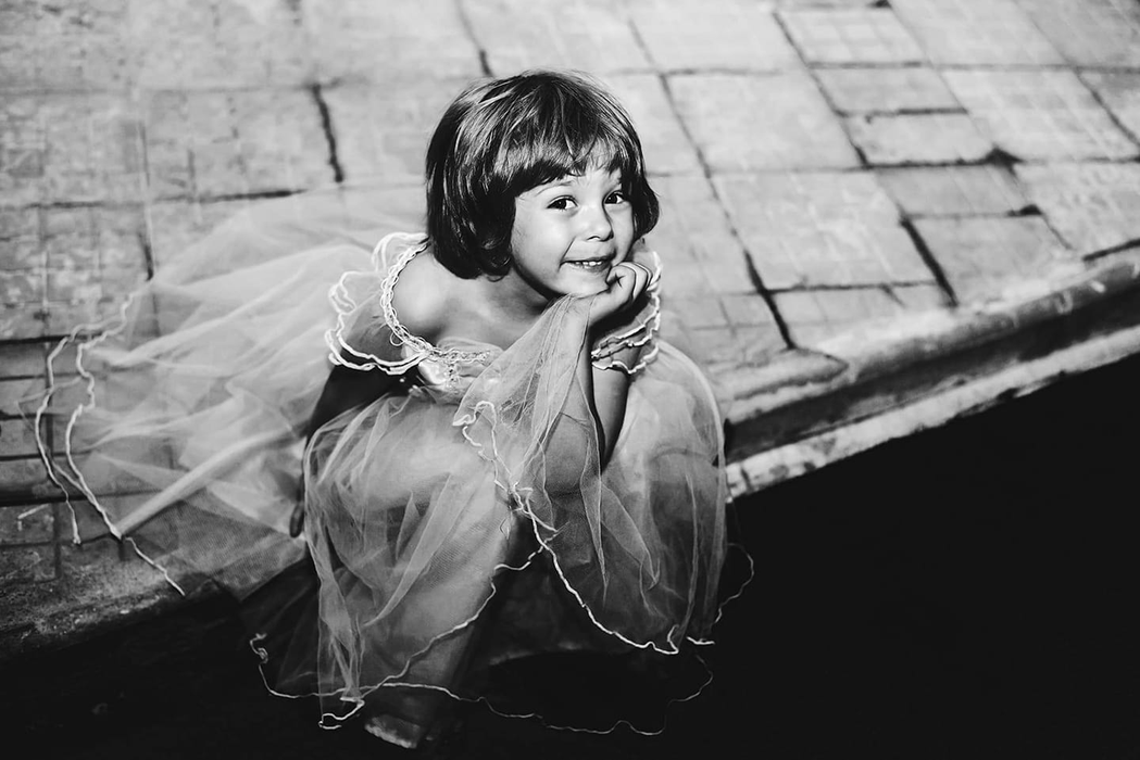 Fotografie unicat cu Dana Marijuana și fiica sa, în vârstă de 14 ani. Adolescenta seamănă perfect cu mama sa. Foto
