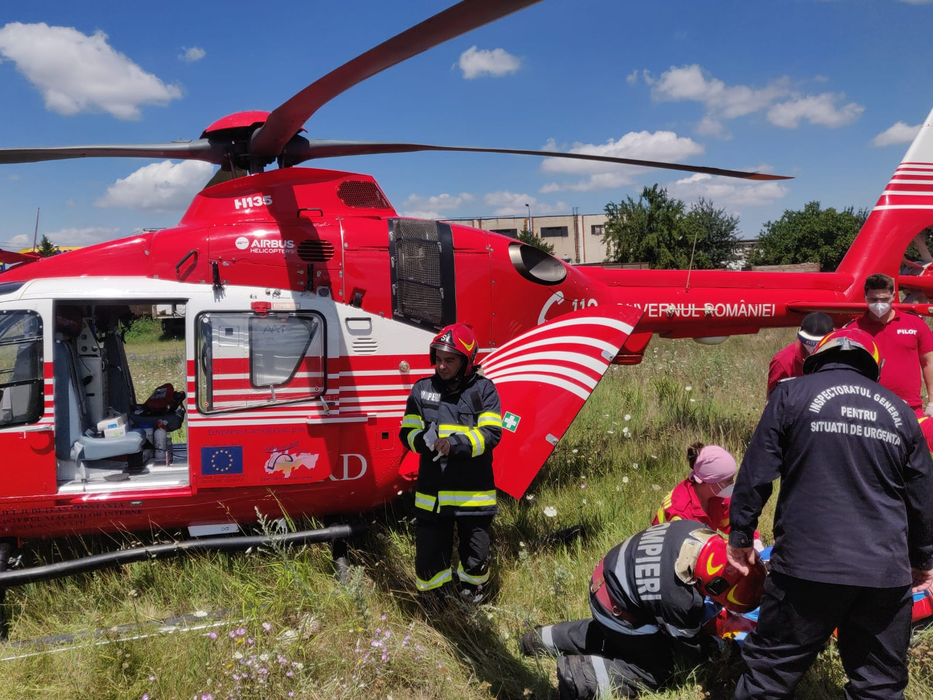 Accident grav în Ialomița. Un șofer a murit, iar alte două victime sunt în stare critică