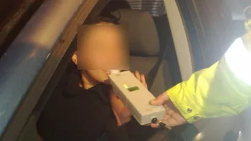 Caz incredibil în Tulcea! O fată de 15 ani, prinsă beată la volanul unei mașini pe care a furat-o. Cât de mare era alcoolemia