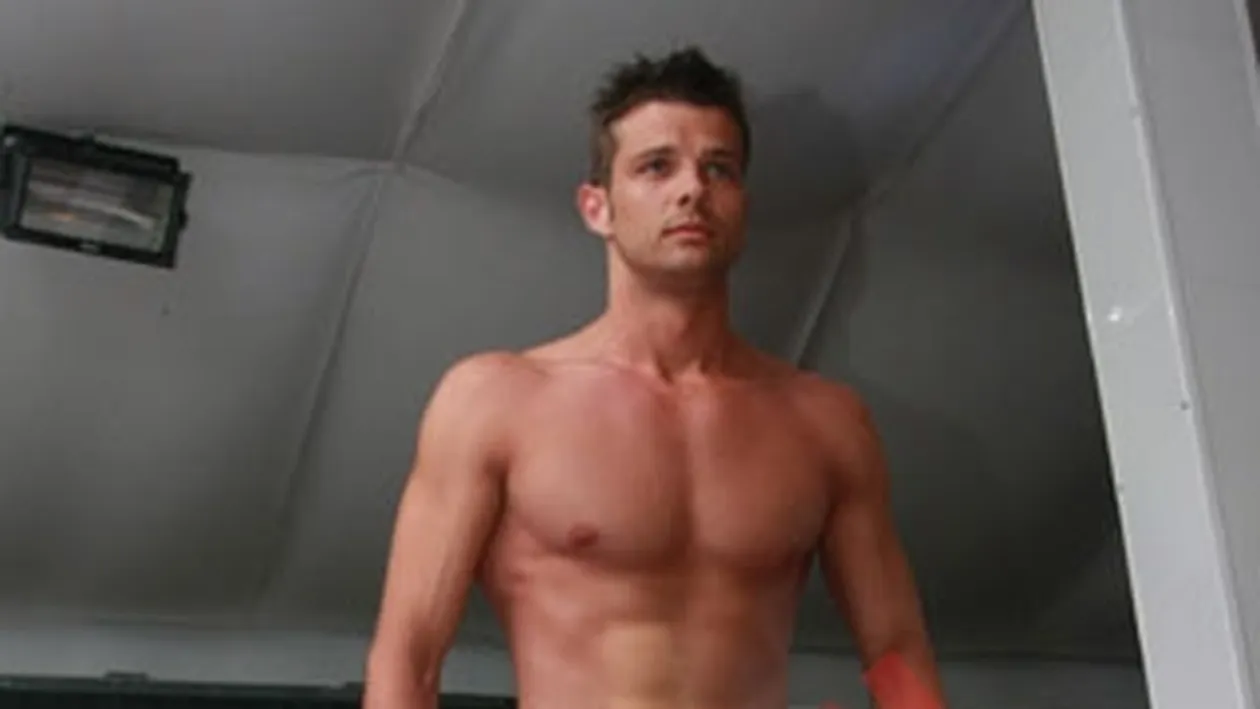 Ricky si-a inscriptionat masina Tu da bi da best?