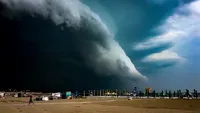 Imagini spectaculoase în Mamaia! Norul Shelf a acoperit cerul în staţiune