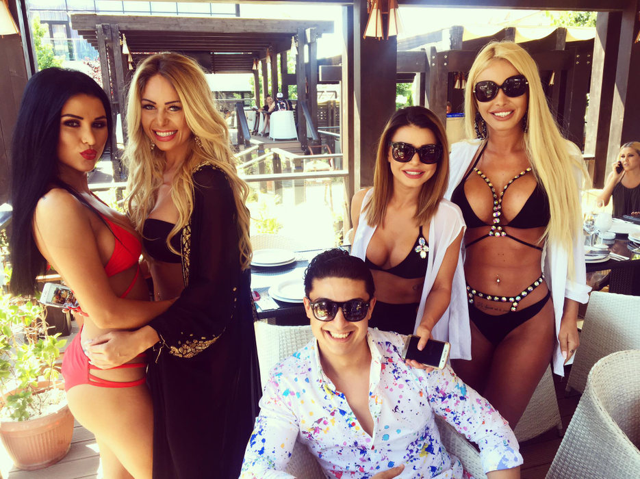Loredana Chivu s-a filmat topless, în bikini minusculi! Imaginile i-au înfierbântat pe reprezentanții sexului tare