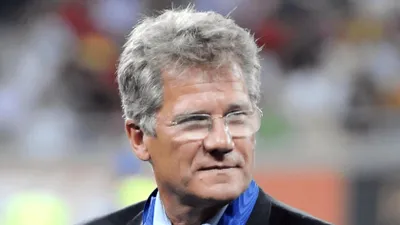 „I-am spus să lase dracului fotbalul”. Loți Boloni, în lacrimi, după ce a aflat de moartea lui Mircea Lucescu