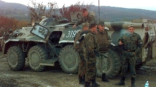 ULTIMA ORA! Circa 700 de militari rusi au patruns luni in Ucraina