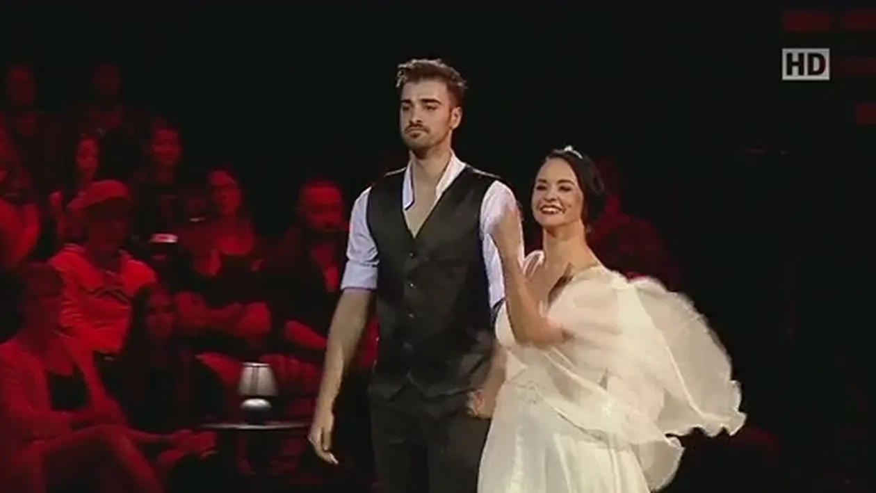 Ce s-a întâmplat când Andreea Marin a căzut în culise, înainte de ”dansul îngerului”. Chiar ”Zâna” a povestit episodul dureros