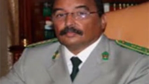 Ca-n filmele cu prosti! Presedintele Mauritaniei a fost impuscat din greseala de garzile lui