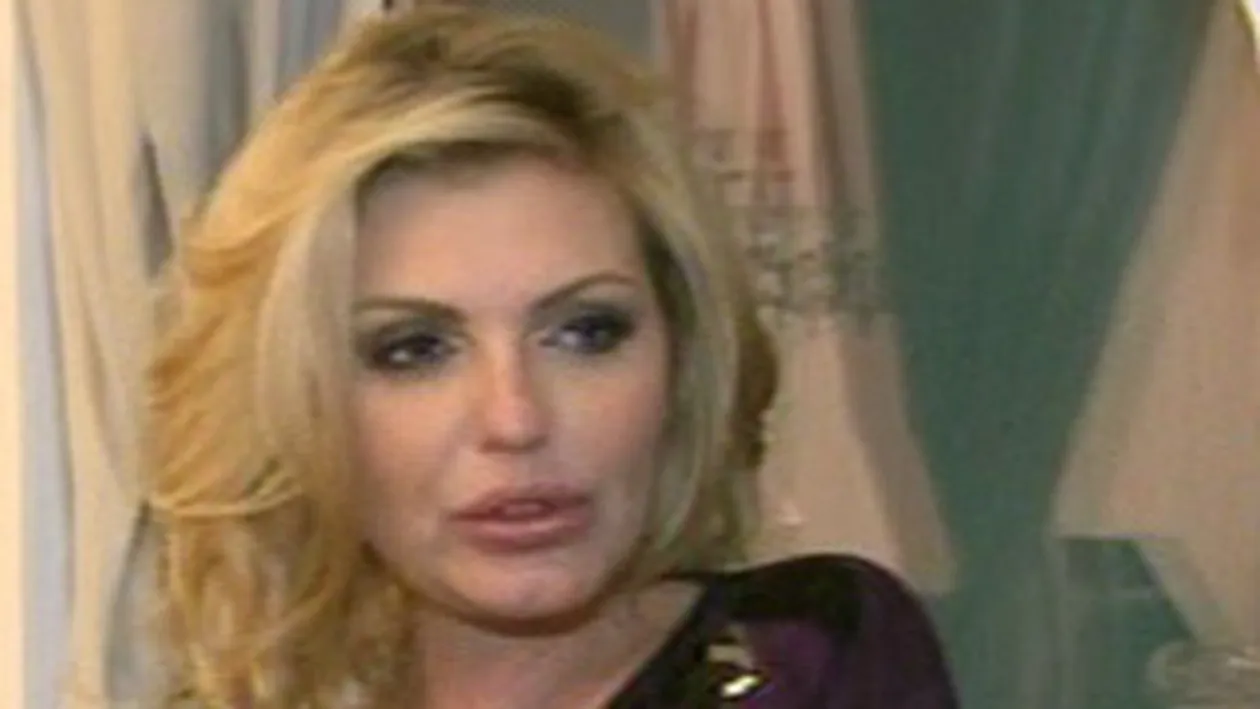 Dana Balcaceanu: Sotul meu nu m-a batut niciodata cu pumnul, dar arunca in mine cu scrumiere, fotolii si parchet! Mi-a spart capul si m-a ars cu tigara