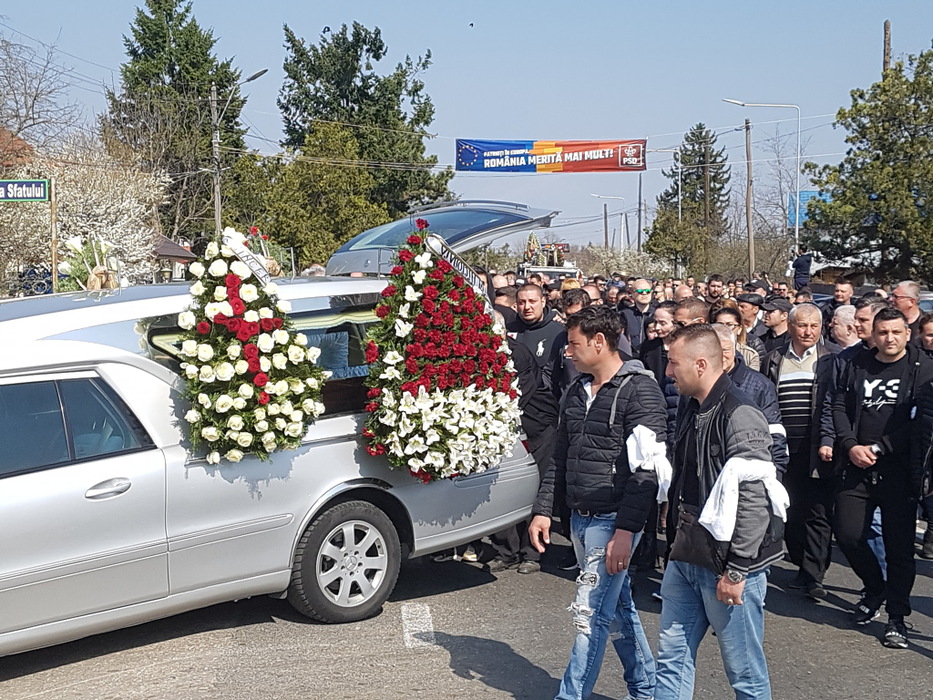 Nicu Maharu a fost condus sâmbătă pe ultimul drum! A fost înmormântat la Ghimbați, județul Giurgiu