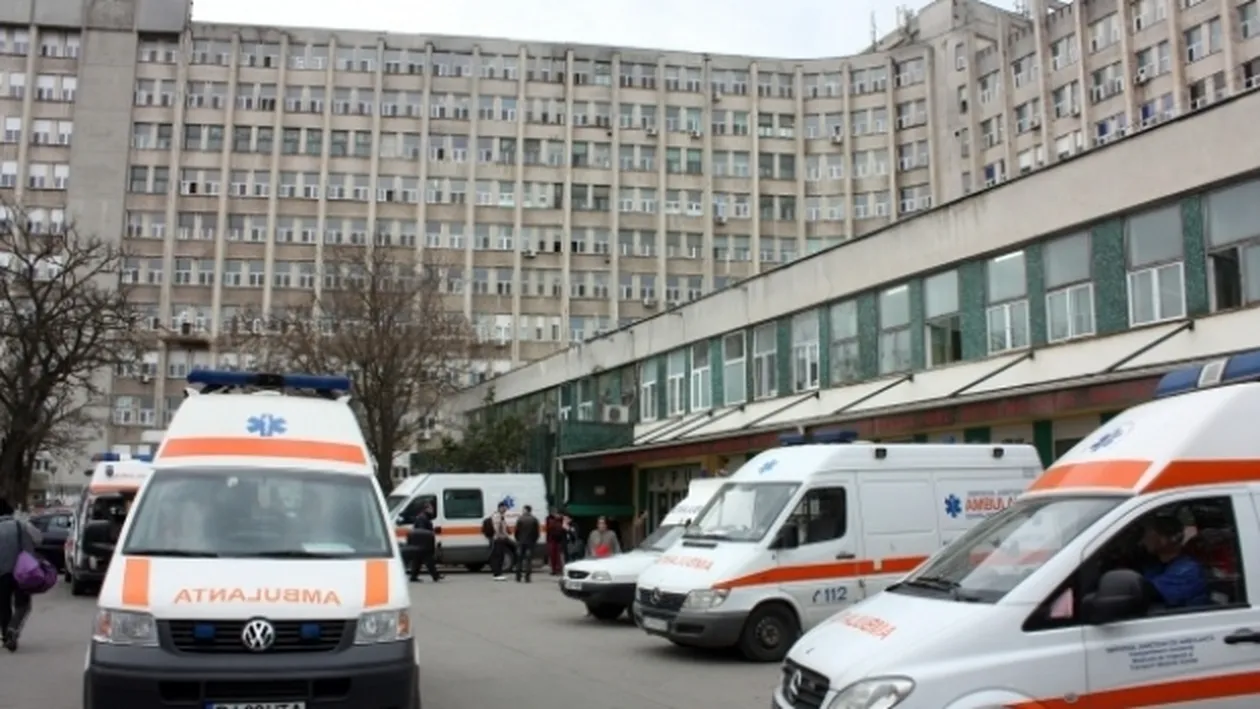 Liftiera care ar fi cerut plasa cu cadourile copiilor spune că a făcut o glumă. Ce a decis SJU Craiova