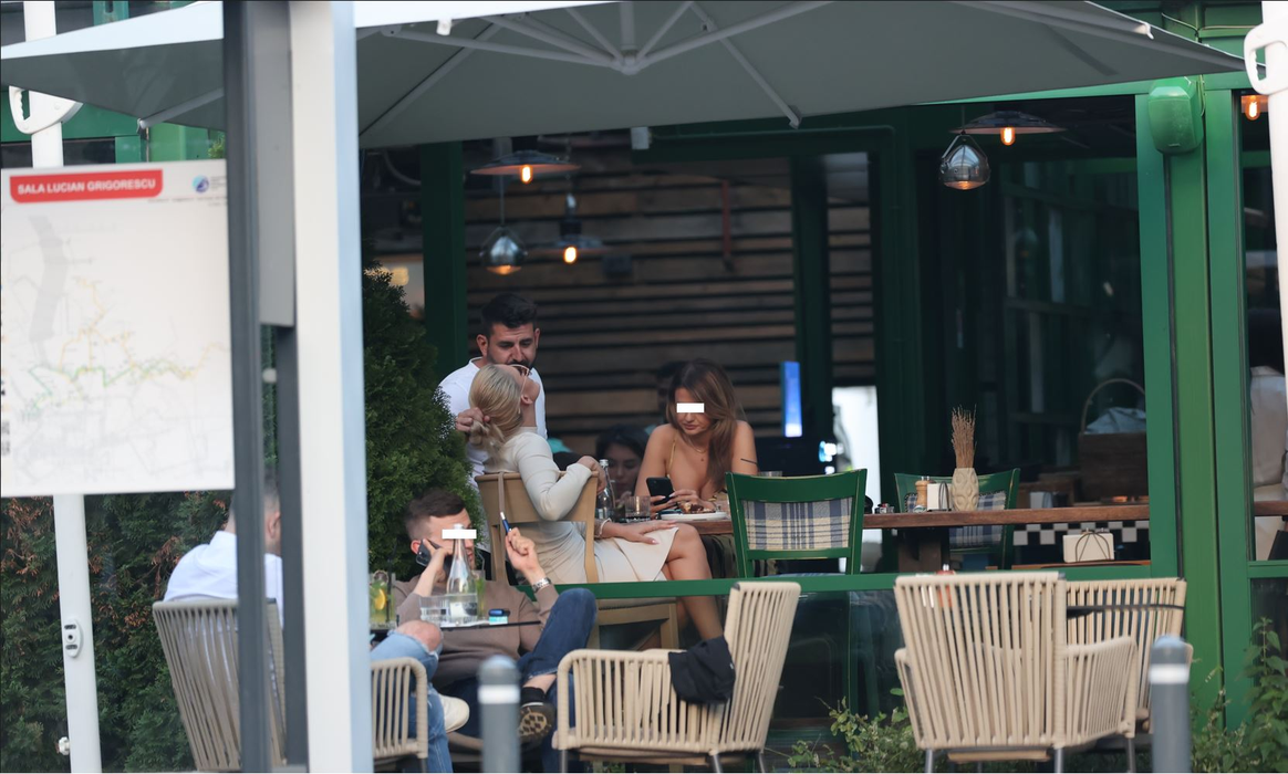 Radu Ciucă trece la atac și o prinde de păr pe Iuliana Pepene (Foto: CANCAN.RO)