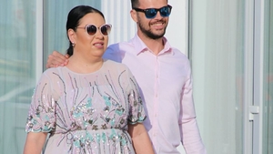Ce cadou i-a luat Oana Roman fetiței Gabrielei Cristea! Prezentatoarea tv a fost uimită de gest