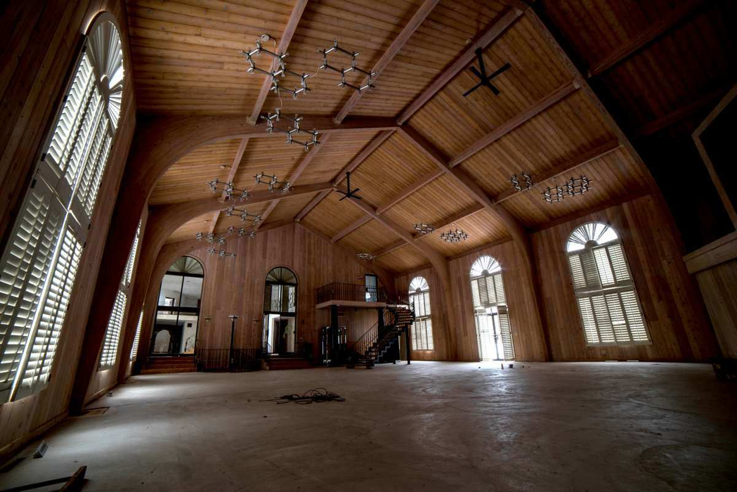 Aşa arată vila abandonată a lui MIKE TYSON, în care nu a locuit nimeni aproape 20 de ani. Imaginile sunt spectaculoase