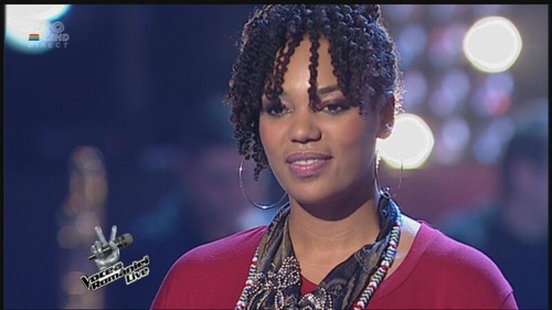 Julie Mayaya: "Viaţa mea e foarte agitată, în mintea mea totul e un haos"