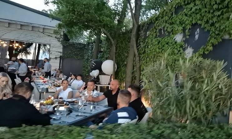 Cei doi soți nu erau singuri, ci împreună cu șase prieteni apropiați © CANCAN.RO