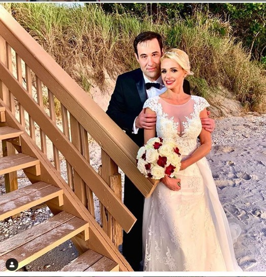 Primele imagini de la nunta lui Catrinel Sandu cu Steve Schroeter! Cum arată rochia de mireasă și gestul romantic făcut pentru soțul ei