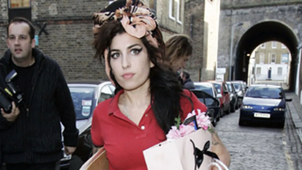 Dan Negru, despre moartea prematura a lui Amy Winehouse: Drogul e modalitatea prin care Dumnezeu iti spune ca ai prea multi bani