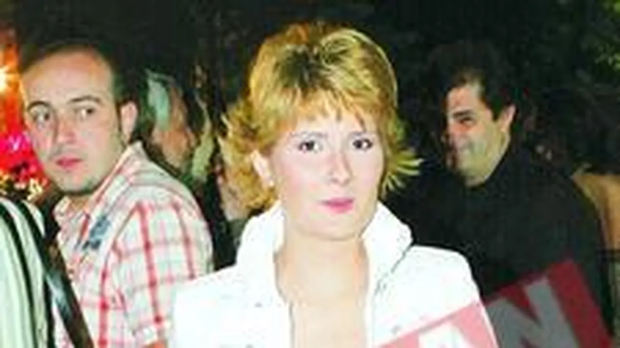 Sandra Stoicescu, hingher de lux