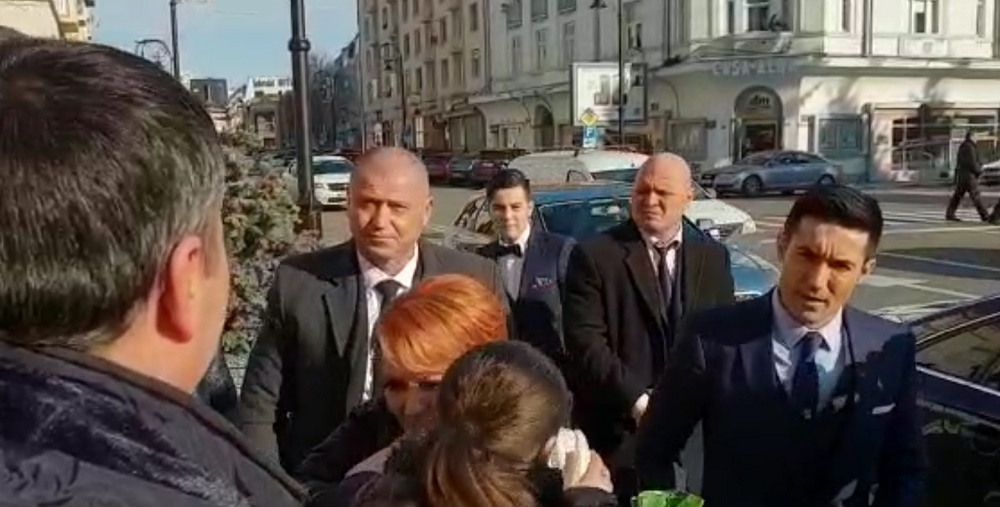 Lia Olguța Vasilescu și Claudiu Manda s-au căsătorit azi, dar puțina lume știe acest secret. Cum au apărut copiii lor la cununie