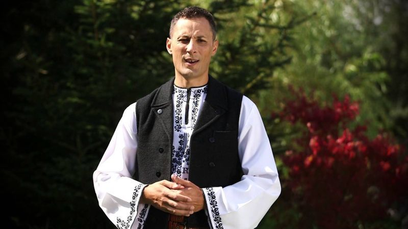 Doliu în muzica populară. Daniel Rosalim s-a stins din viață la doar 40 de ani