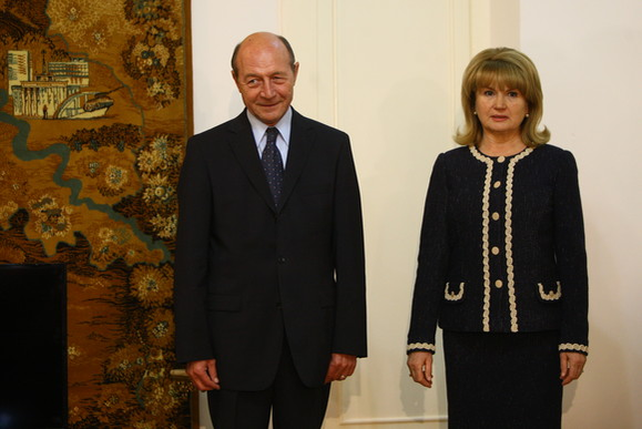 Traian Băsescu, la momentul adevărului. Care este subiectul despre care nu vorbește cu Maria. “Niciodată n-am dus acasă…”